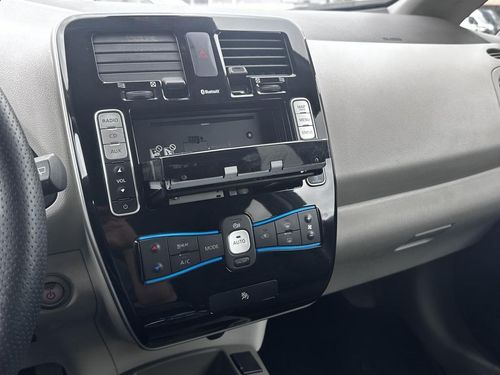 Nissan Leaf - Photo 32