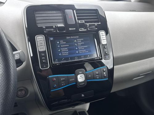 Nissan Leaf - Photo 35