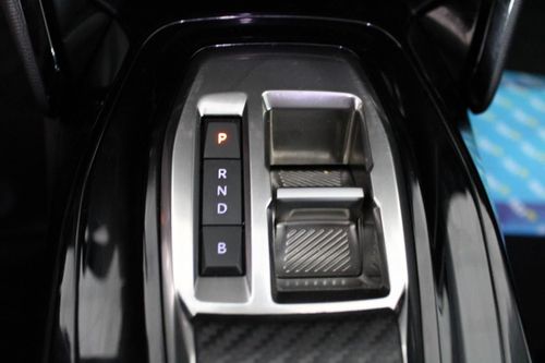 Peugeot e-2008 - Photo 24