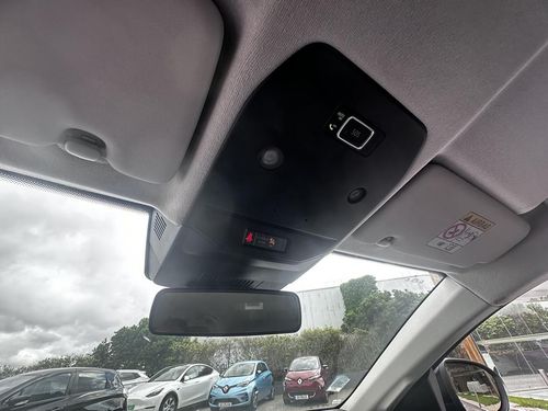 Renault Mégane E-Tech - Photo 18