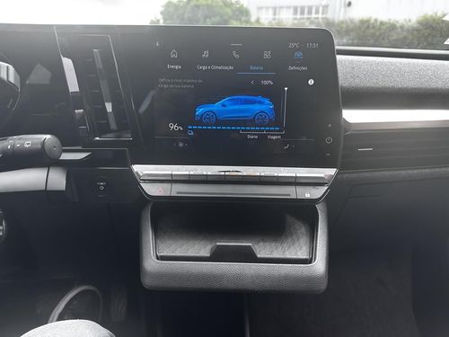 Renault Mégane E-Tech - Photo 23