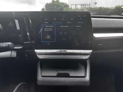 Renault Mégane E-Tech - Photo 24
