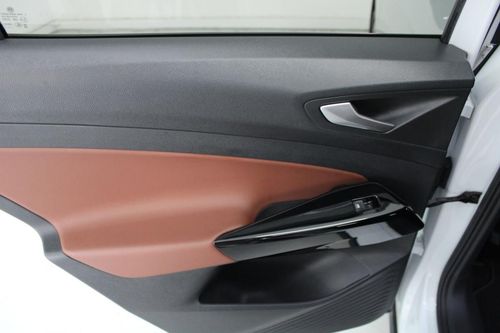 Volkswagen ID.4 - Photo 12