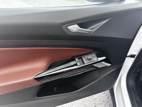 Volkswagen ID.4 - Photo 16