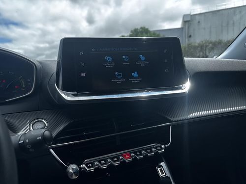 Peugeot e-2008 - Photo 23