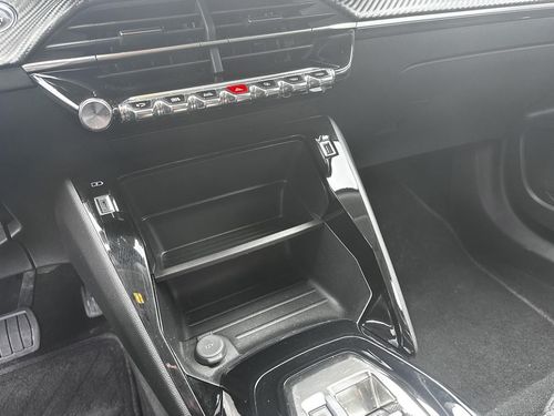 Peugeot e-2008 - Photo 29