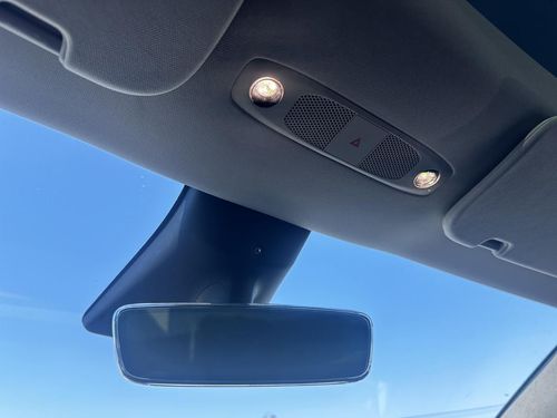 Tesla Model Y - Photo 22