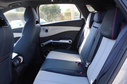 BYD Atto 3 - Photo 28
