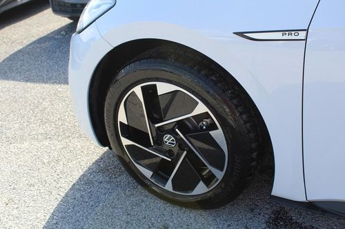 Volkswagen ID.3 - Photo 6