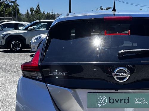 Nissan Leaf - Photo 11
