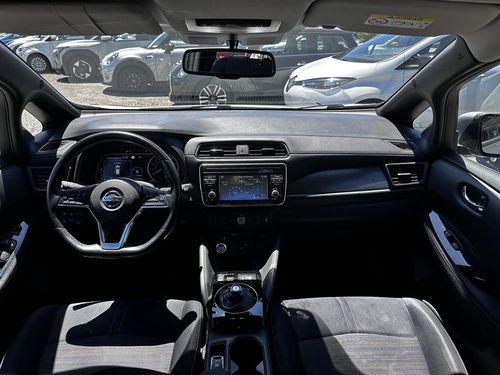 Nissan Leaf - Photo 20