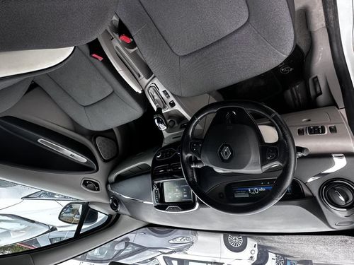 Renault Zoe - Photo 18