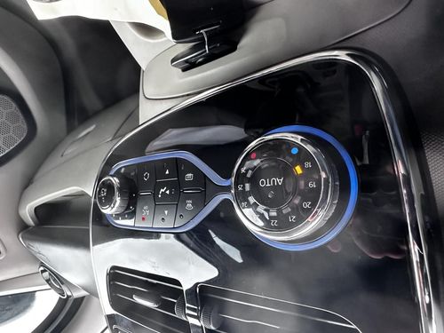 Renault Zoe - Photo 31