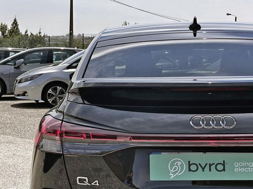 Audi Q4 Sportback e-tron - Photo 10