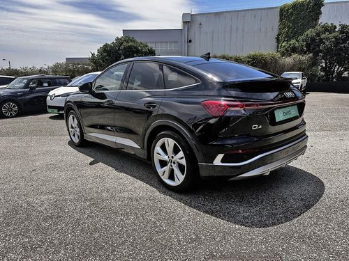 Audi Q4 Sportback e-tron - Photo 9