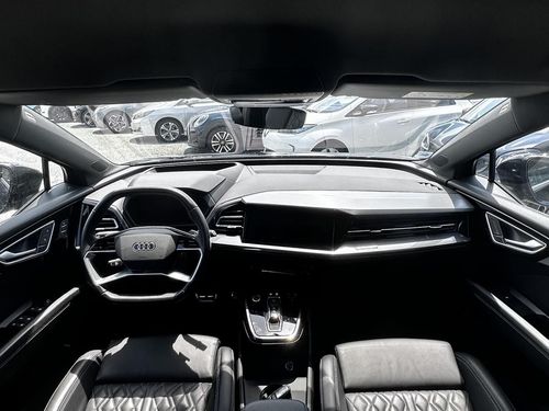 Audi Q4 Sportback e-tron - Photo 35