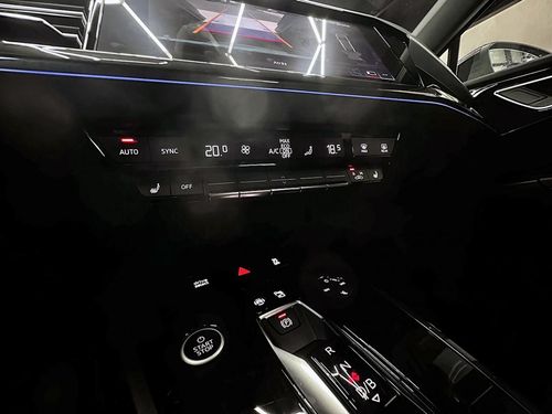 Audi Q4 Sportback e-tron - Photo 37