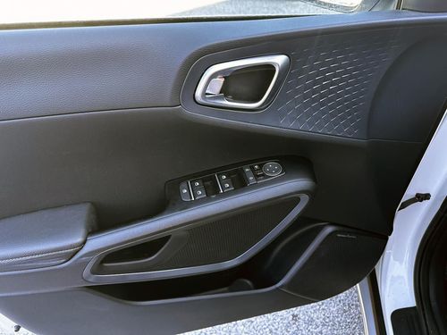 Kia e-Soul - Photo 12