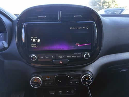 Kia e-Soul - Photo 25
