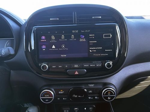 Kia e-Soul - Photo 30