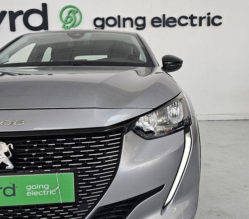 Peugeot e-208 - Photo 4