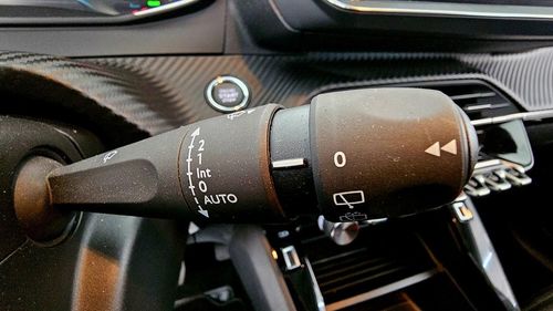 Peugeot e-208 - Photo 16