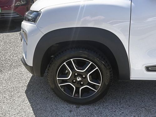 Dacia Spring - Photo 5