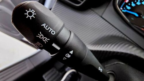 Peugeot e-2008 - Photo 11