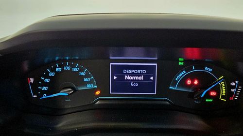 Peugeot e-2008 - Photo 18