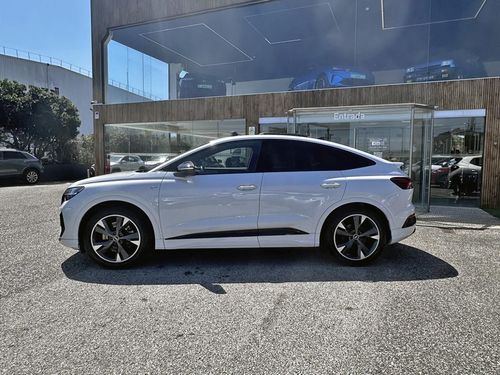 Audi Q4 Sportback e-tron - Photo 8