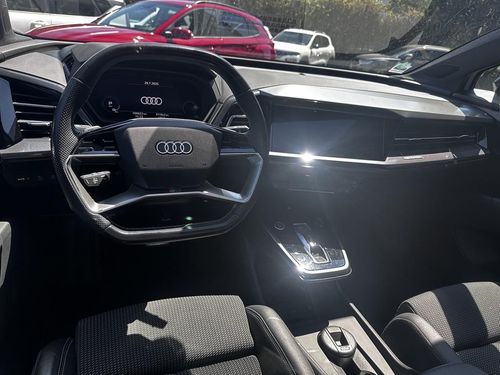 Audi Q4 Sportback e-tron - Photo 19