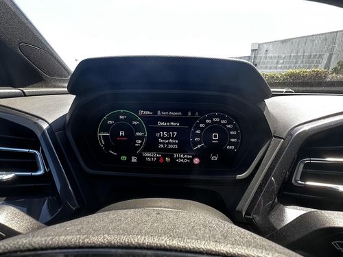 Audi Q4 Sportback e-tron - Photo 22
