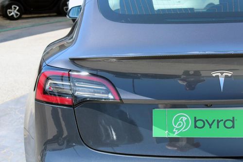Tesla Model 3 - Photo 6