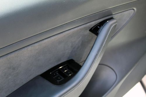 Tesla Model 3 - Photo 11