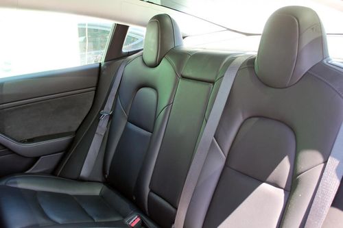Tesla Model 3 - Photo 17