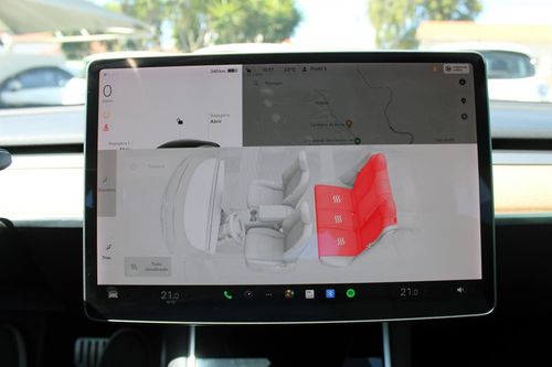 Tesla Model 3 - Photo 28