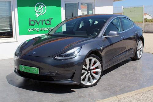 Tesla Model 3 - Photo 1