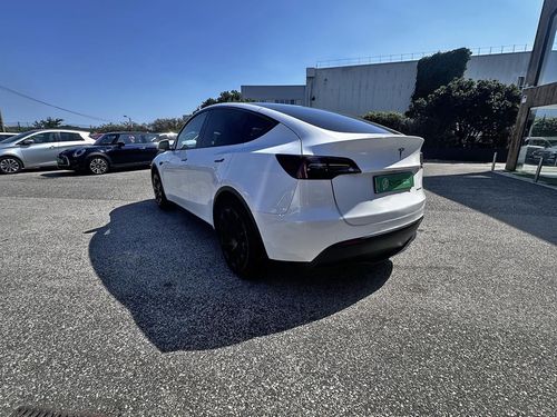 Tesla Model Y - Photo 9