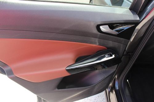Volkswagen ID.4 - Photo 40