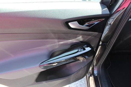 Volkswagen ID.4 - Photo 24