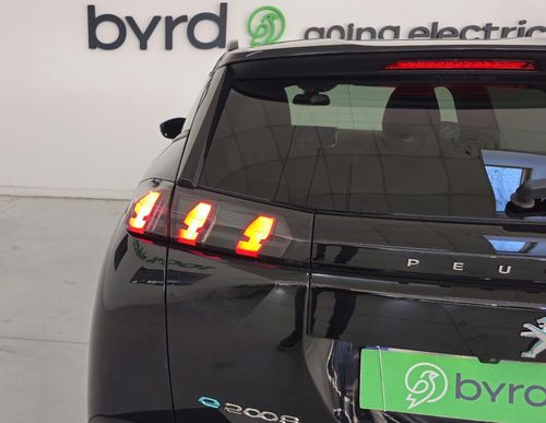 Peugeot e-2008 - Photo 7