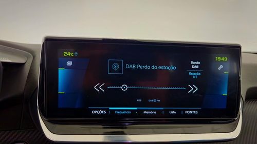 Peugeot e-2008 - Photo 14