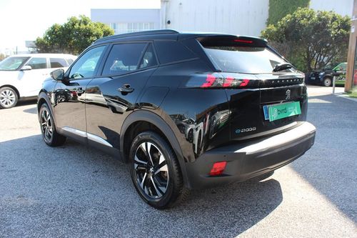 Peugeot e-2008 - Photo 7
