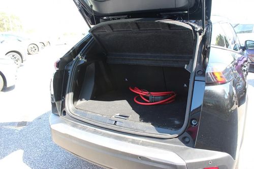 Peugeot e-2008 - Photo 11