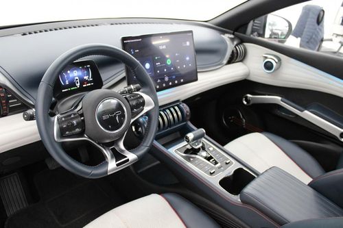 BYD Atto 3 - Photo 11
