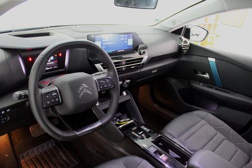 Citroen e-C4 - Photo 11