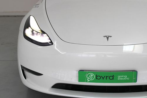 Tesla Model Y - Photo 4