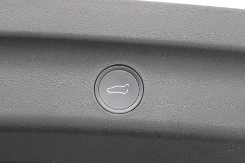 Tesla Model Y - Photo 9