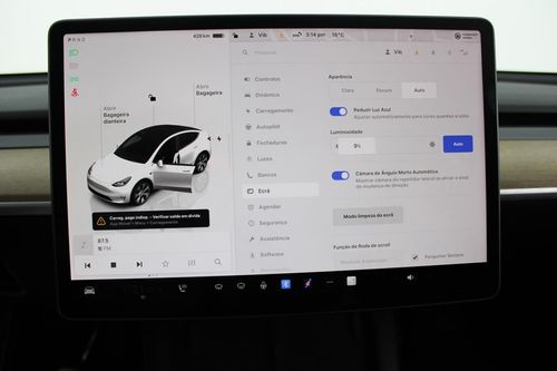 Tesla Model Y - Photo 17