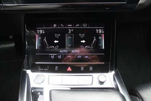 Audi e-tron - Photo 34